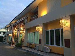 Nine Smiths Hotel Chiang Mai