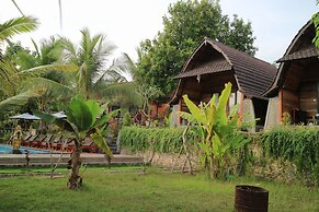Mamaras Guest House