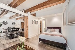 The Lift B8 3 Bedroom Condo by RedAwning