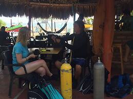 Playa del Ritmo Beach Hostel & Bar