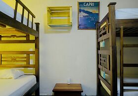 Playa del Ritmo Beach Hostel & Bar