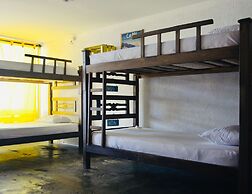 Playa del Ritmo Beach Hostel & Bar