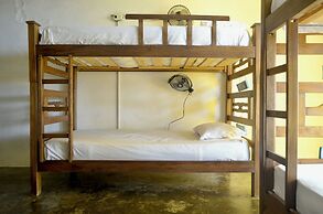 Playa del Ritmo Beach Hostel & Bar