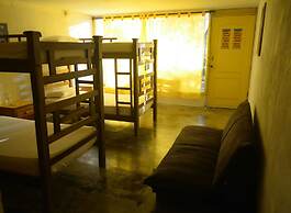 Playa del Ritmo Beach Hostel & Bar