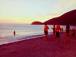 Playa del Ritmo Beach Hostel & Bar