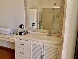 Colonial Villa Coyoacan