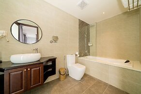 Eco Lux Riverside Hotel & Spa