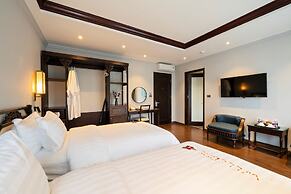 Eco Lux Riverside Hotel & Spa