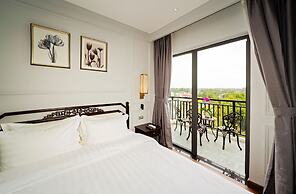 Eco Lux Riverside Hotel & Spa