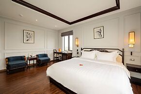 Eco Lux Riverside Hotel & Spa