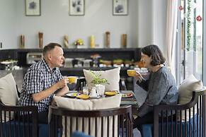 Eco Lux Riverside Hotel & Spa