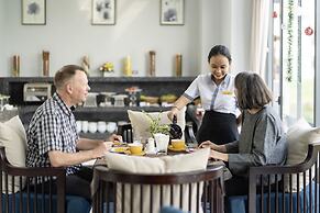 Eco Lux Riverside Hotel & Spa