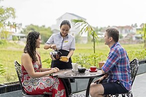 Eco Lux Riverside Hotel & Spa