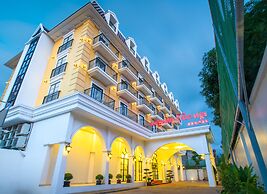 Angkor Zhe Jiang Hotel