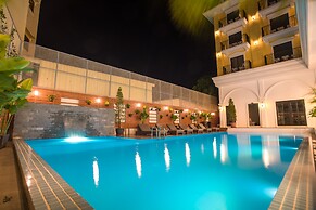 Angkor Zhe Jiang Hotel