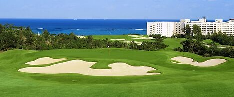 Luxury Hillside Villa with Sea Views