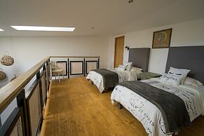 Villa Toscana ValQuirico Lofts & Suites Hotel Boutique