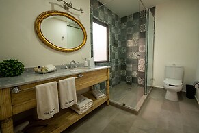 Villa Toscana ValQuirico Lofts & Suites Hotel Boutique