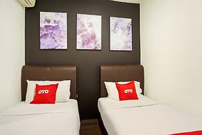 OYO 90460 Hotel Kl2f Rest & Go