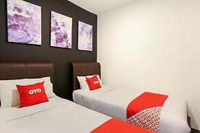 OYO 90460 Hotel Kl2f Rest & Go