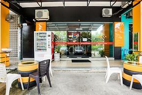 OYO 90460 Hotel Kl2f Rest & Go