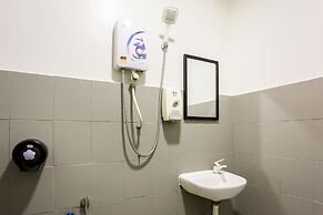 OYO 90460 Hotel Kl2f Rest & Go