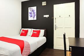 OYO 90460 Hotel Kl2f Rest & Go
