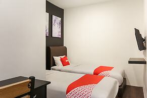 OYO 90460 Hotel Kl2f Rest & Go