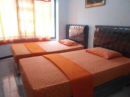Hotel Familie Ayu Garut