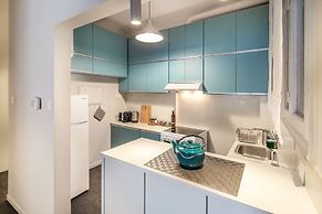 UPSTREET Modern Downtown Flat -Acropolis