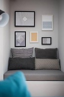 UPSTREET Bright Flat near Acropolis