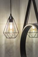 UPSTREET Sleek Flat in Central Syntagma