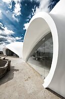 Beachfront Villa The Cloud