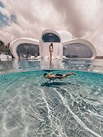 Beachfront Villa The Cloud