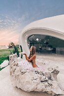 Beachfront Villa The Cloud