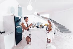 Beachfront Villa The Cloud