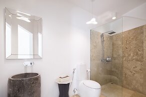 Beachfront Villa The Cloud