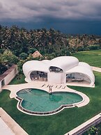 Beachfront Villa The Cloud