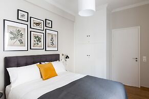 UPSTREET Chic Flat in the Heart of Athens