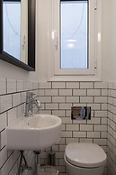 UPSTREET Chic Flat in the Heart of Athens