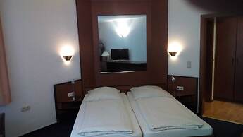 Hotel Loewensteiner Hof Haus am Neuplatz