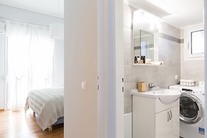 UPSTREET Modern Flat next to the USA Embassy