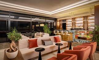 Best Western Premier Hidden Hills Hotel