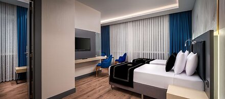 Best Western Premier Hidden Hills Hotel