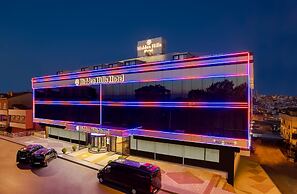 Best Western Premier Hidden Hills Hotel