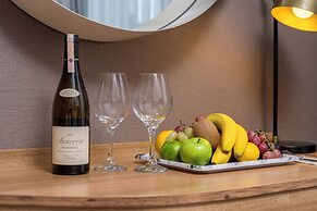 Best Western Premier Hidden Hills Hotel