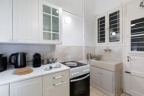 UPSTREET Acropolis Heart Apartments