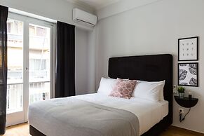 UPSTREET Acropolis Core Bright Modern Apt