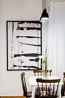 UPSTREET Classy Apartments