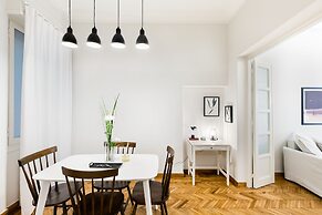 UPSTREET Classy Apartments